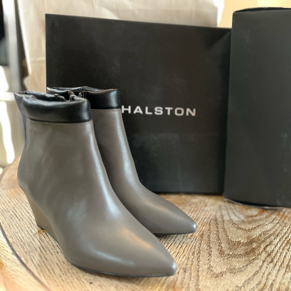 Never worn HALSTON  Heritage Women's Black and Gray Wedge Boots